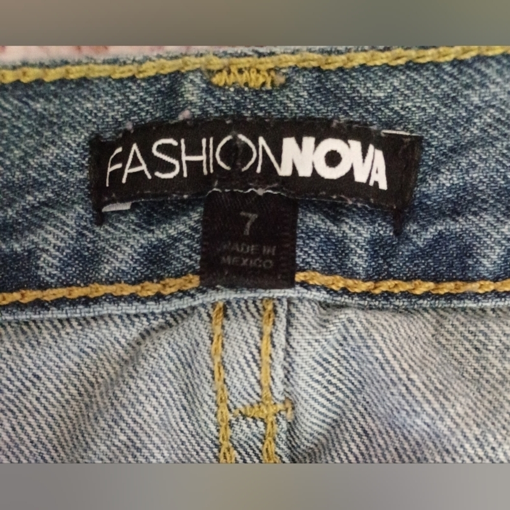 Fashion Nova Blue Wide Leg Distressed Jeans - Picture 10 of 11